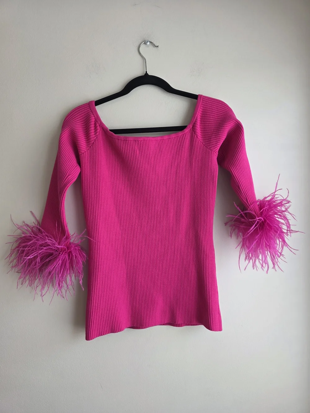 Milly Hot Pink Ribbed Feather Cuff Off-the-Shoulder Sweater EUC - Picture 11 of 13
